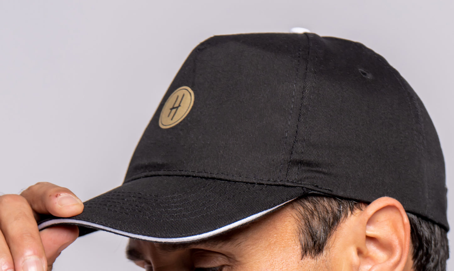 H tennis Cap black - Gold edition