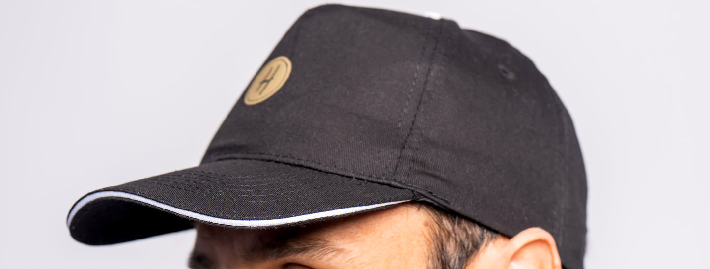 H tennis Cap black - Gold edition